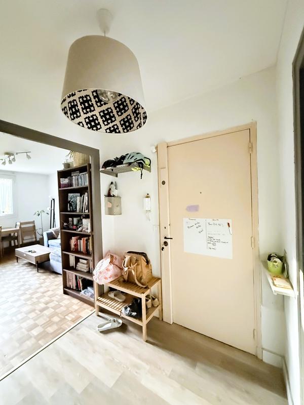 Appartement - 64 m² - 3 pièces