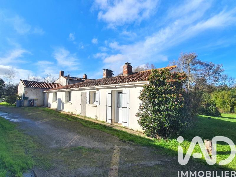 Maison - 104 m² - 4 pièces