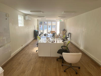 Local commercial - 60 m² - 1 pièce