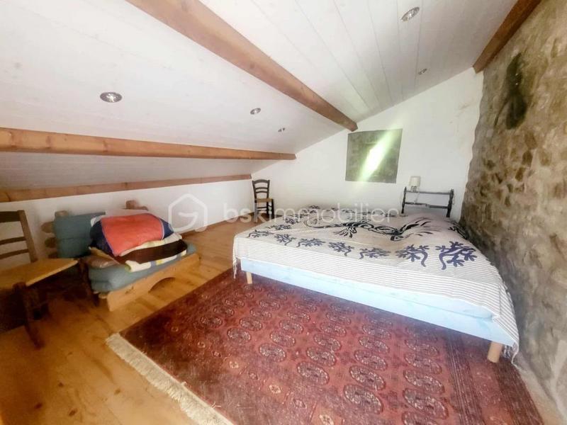 Maison en pierre - 127 m² - 6 pièces