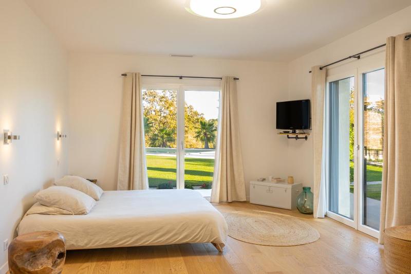 Villa - 231 m² - 6 pièces