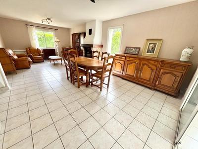 Maison - 133 m² - 6 pièces