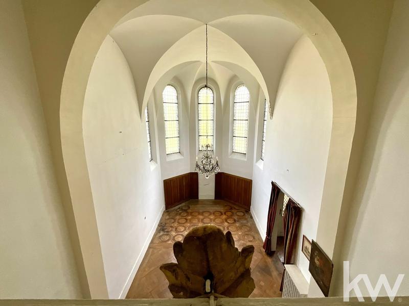 Maison de maîtres - 673 m² - 13 pièces