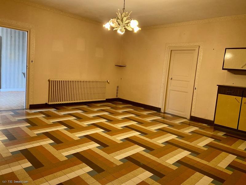 Corps de ferme - 210 m² - 7 pièces