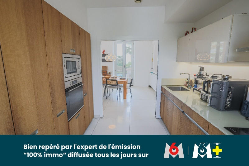 Maison - 400 m² - 7 pièces