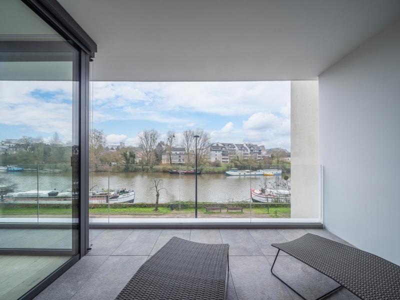 Appartement - 100 m² - 3 pièces