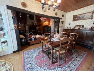 Maison traditionnelle - 90 m² - 4 pièces