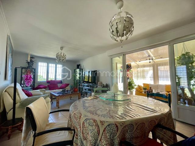 Villa - 140 m² - 6 pièces