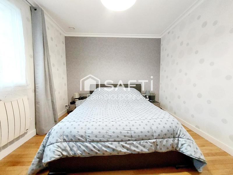 Maison - 207 m² - 8 pièces