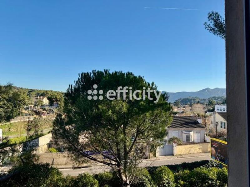 Appartement - 85 m² - 3 pièces