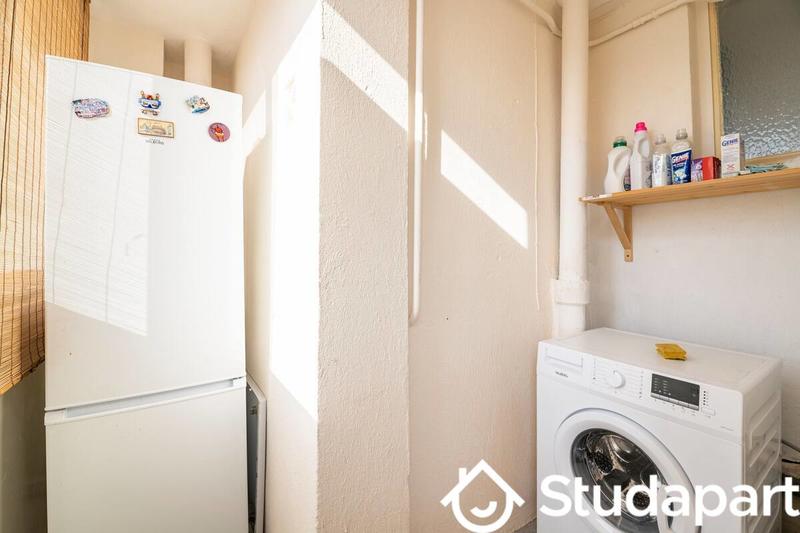 Chambre - 11 m² - 1 pièce