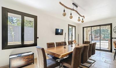 Villa - 230 m² - 7 pièces