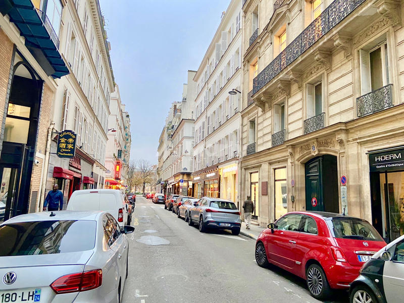 Fonds de commerce - Magasins - 54 m²