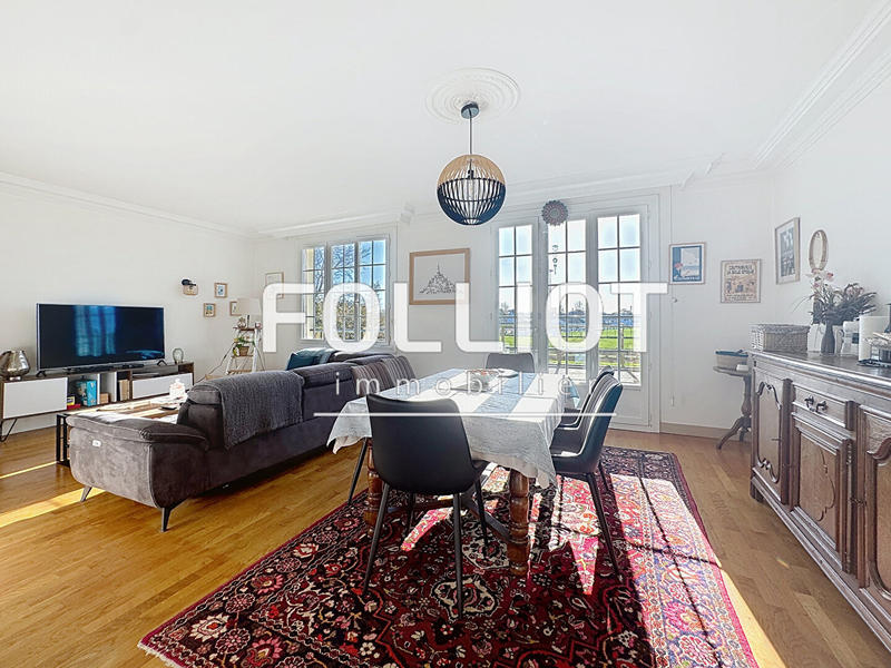 Maison - 110 m² - 4 pièces