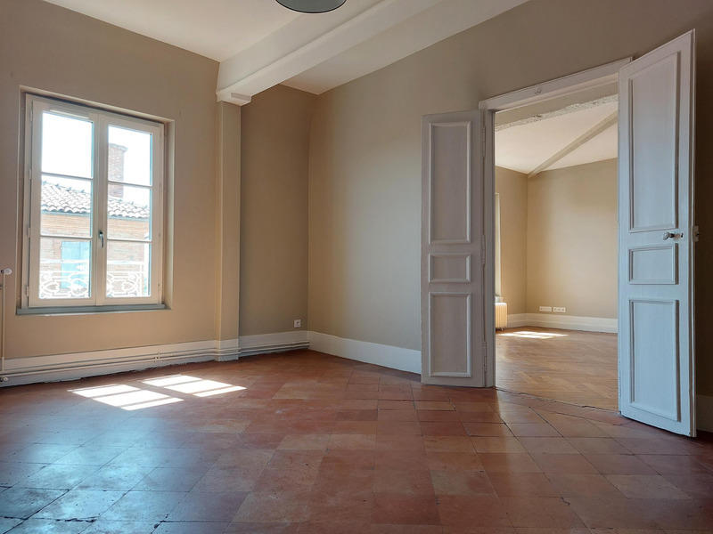 Appartement - 156 m² - 5 pièces