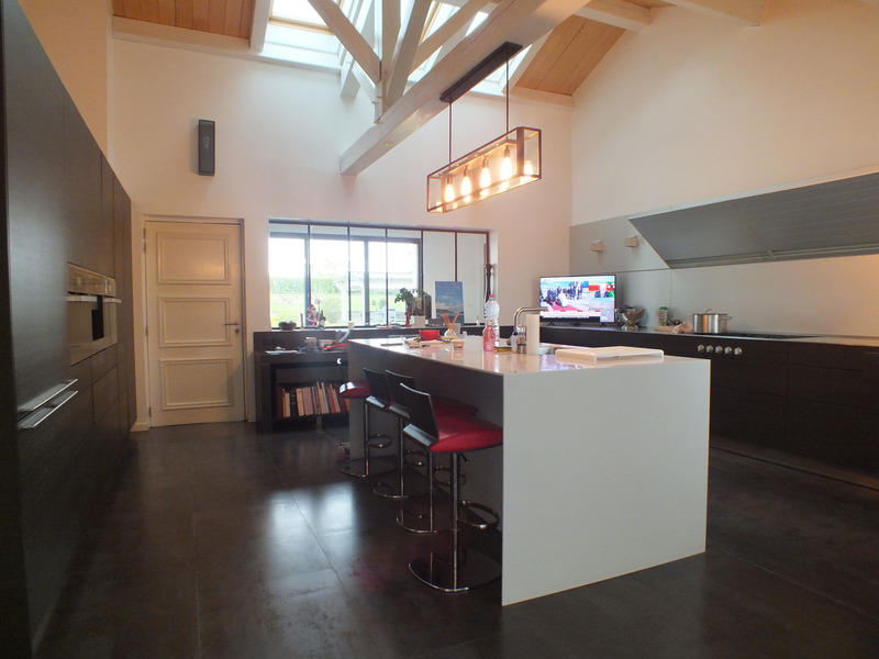 Maison d'architecte - 730 m² - 17 pièces