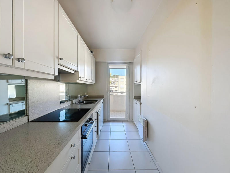 Appartement - 95 m² - 4 pièces