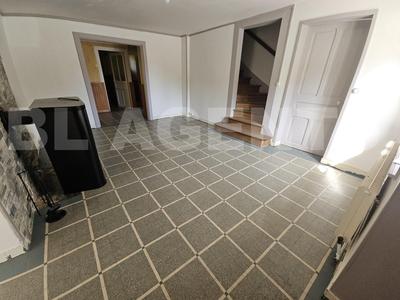 Maison - 215 m² - 7 pièces