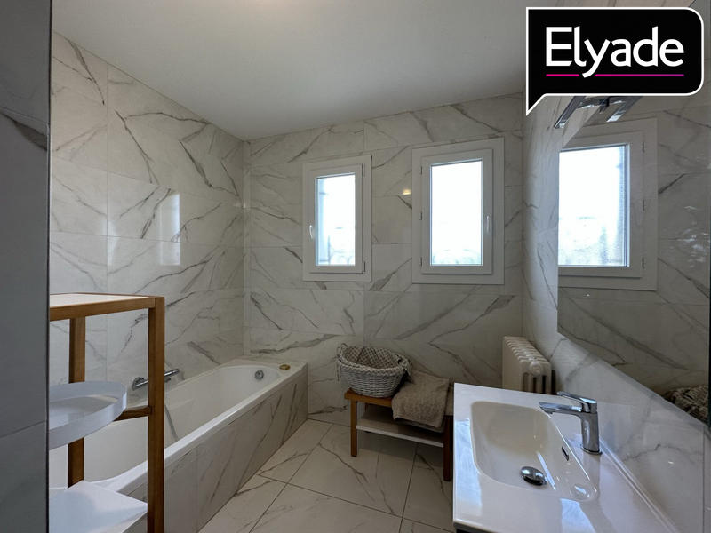 Villa - 204 m² - 7 pièces