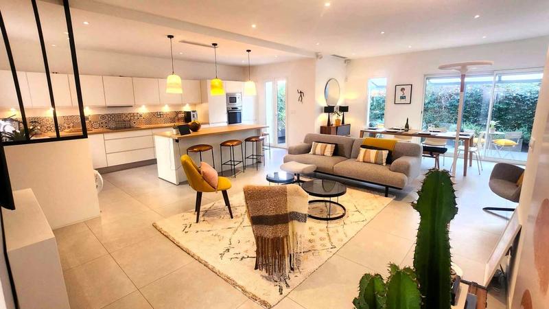 Maison - 87 m² - 4 pièces