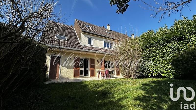 Maison - 140 m² - 6 pièces