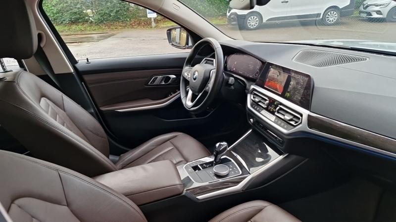 Bmw Série 3 G21 Touring 320e Xdrive 204 Ch Bva8 Luxury
