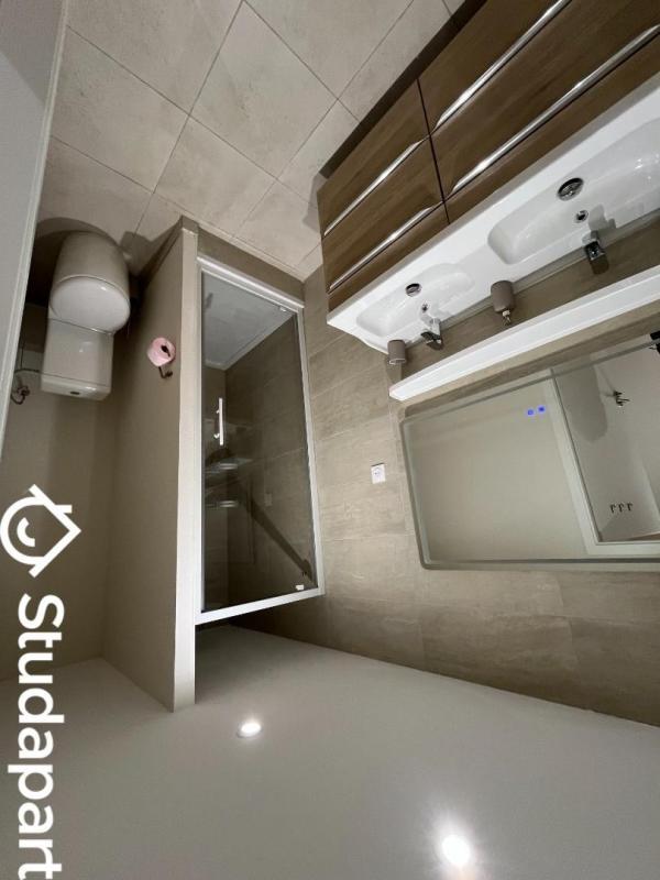 Chambre - 13 m² - 1 pièce