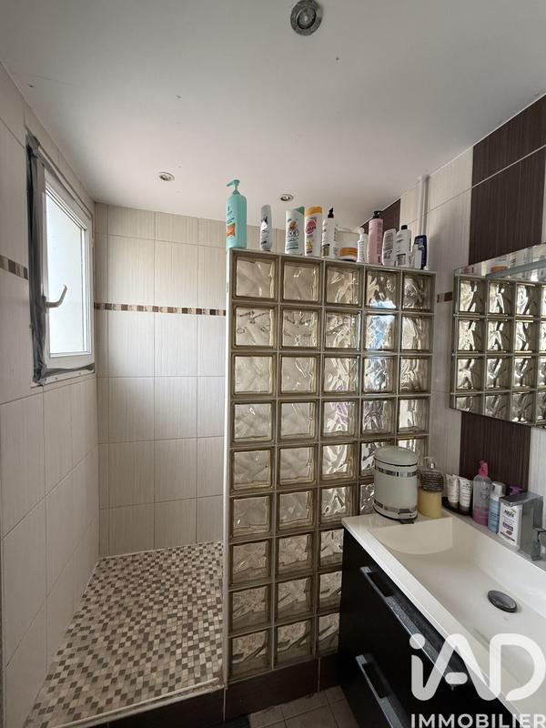 Maison - 121 m² - 7 pièces