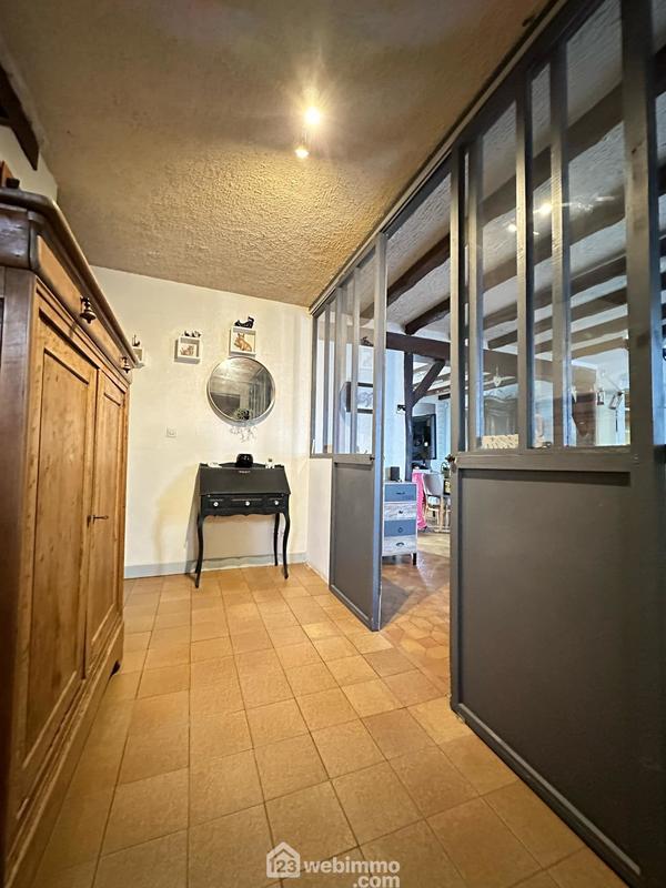 Maison - 187 m² - 8 pièces