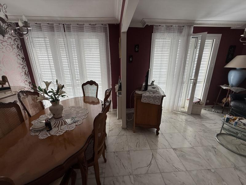 Villa - 80 m² - 4 pièces