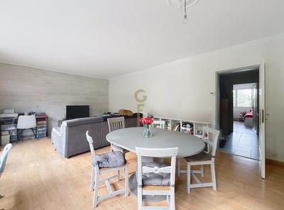 Appartement - 102 m² - 4 pièces