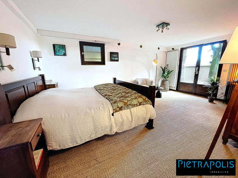 Maison ancienne - 196 m² - 8 pièces