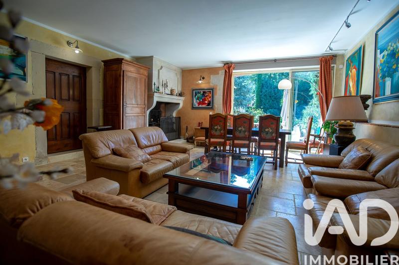 Maison - 343 m² - 14 pièces