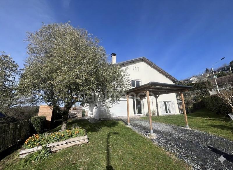 Maison - 133 m² - 6 pièces