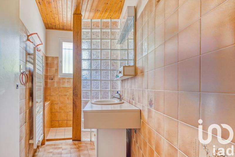 Maison - 232 m² - 10 pièces