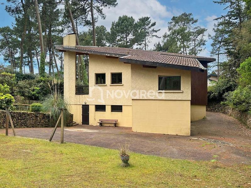 Maison - 190 m² - 6 pièces