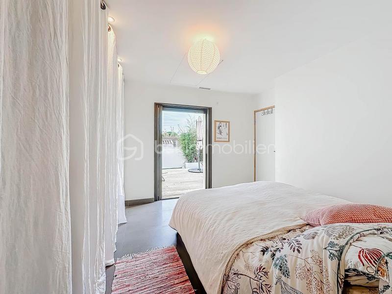 Villa - 100 m² - 5 pièces