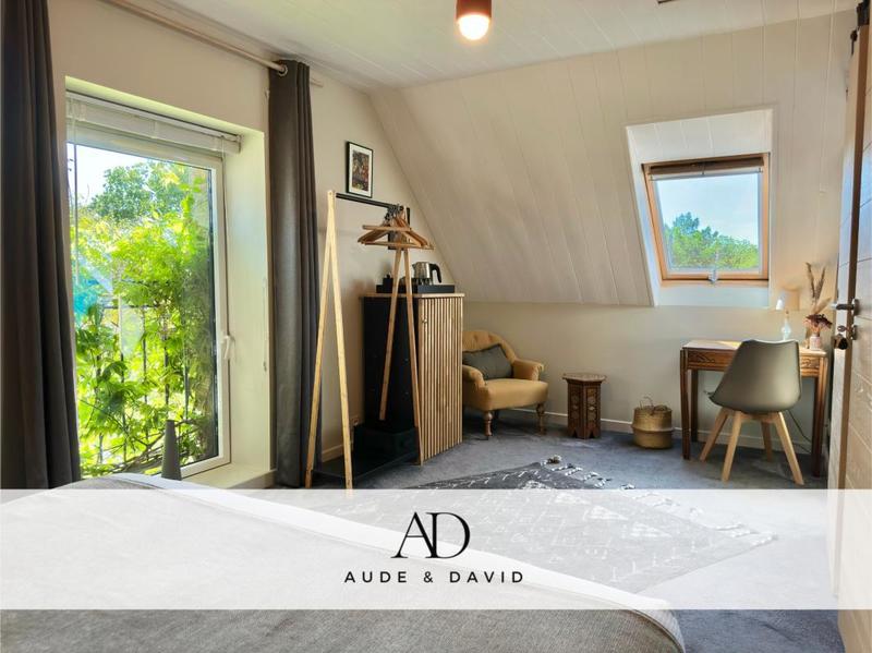 Maison - 340 m² - 15 pièces