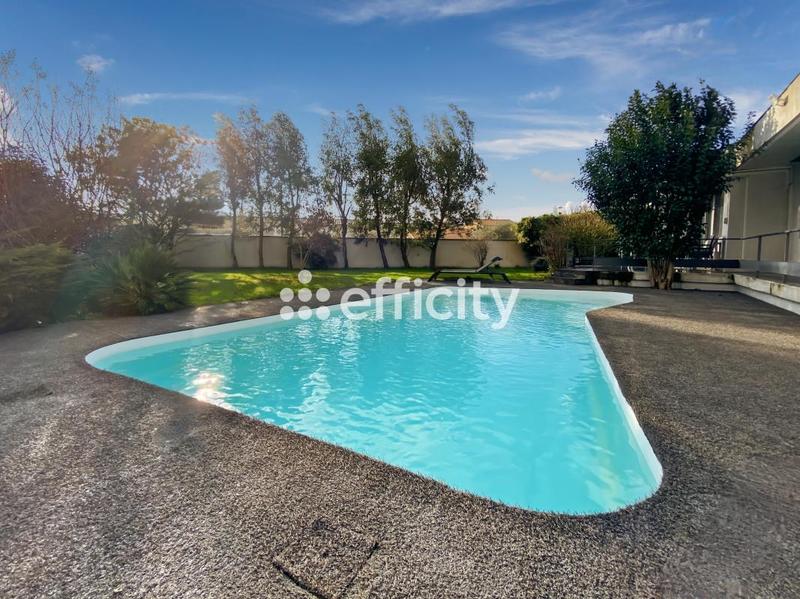 Maison - 133 m² - 6 pièces