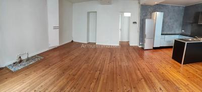 Appartement - 85 m² - 3 pièces