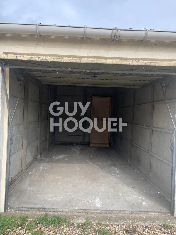 Parking / Garage - 15 m²