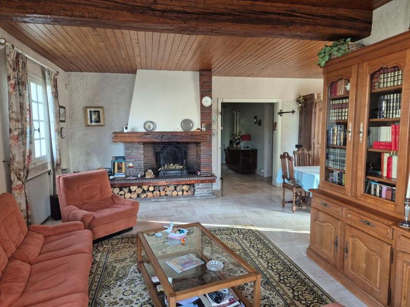 Maison - 200 m² - 6 pièces