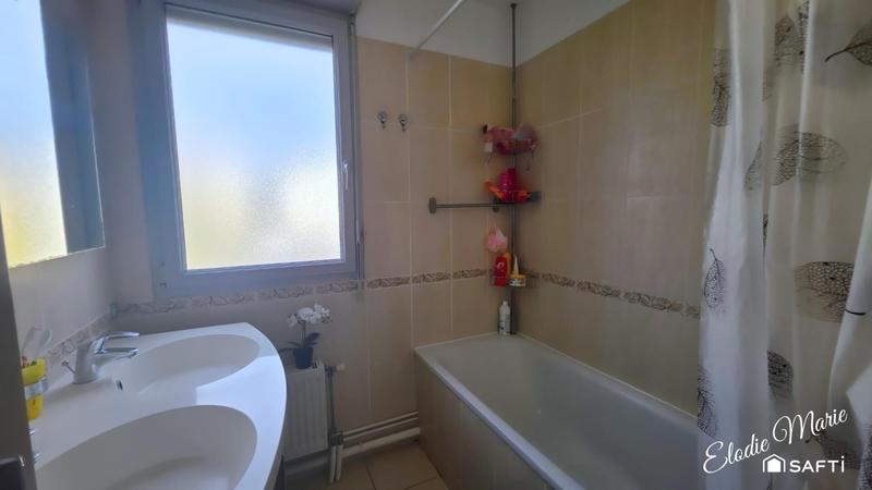 Maison - 91 m² - 5 pièces