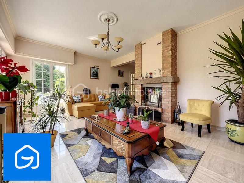 Villa - 232 m² - 10 pièces