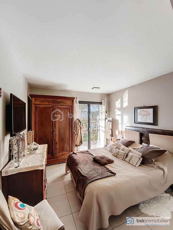 Maison traditionnelle - 145 m² - 5 pièces