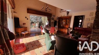 Maison - 160 m² - 8 pièces