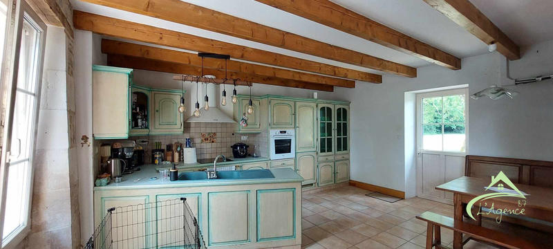 Maison traditionnelle - 105 m² - 5 pièces