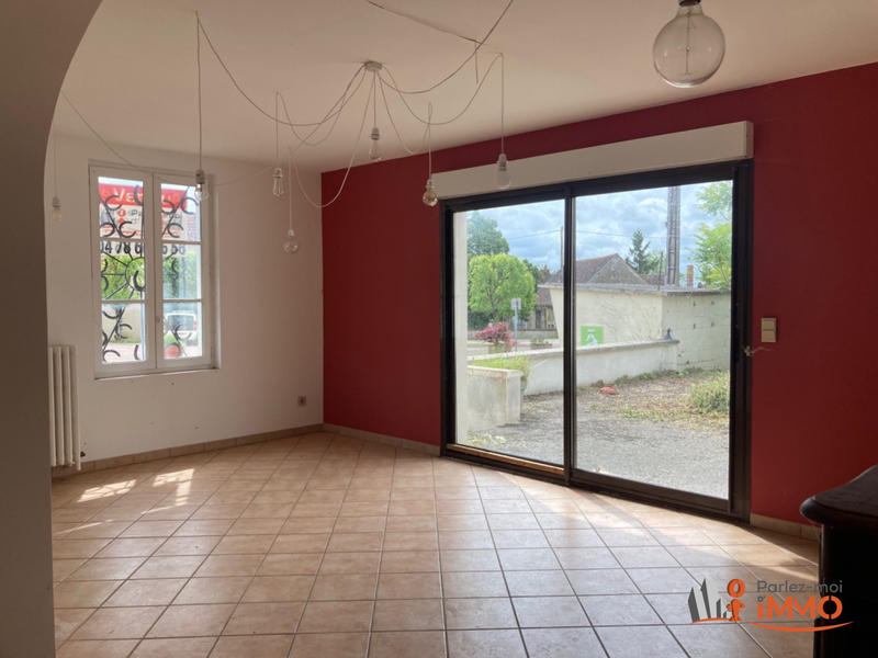 Maison - 163 m² - 8 pièces