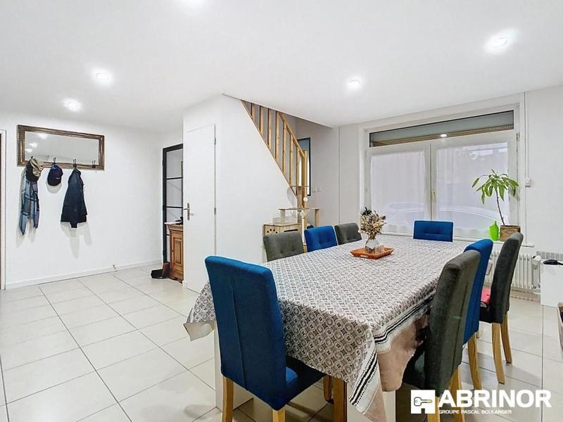 Maison - 120 m² - 5 pièces