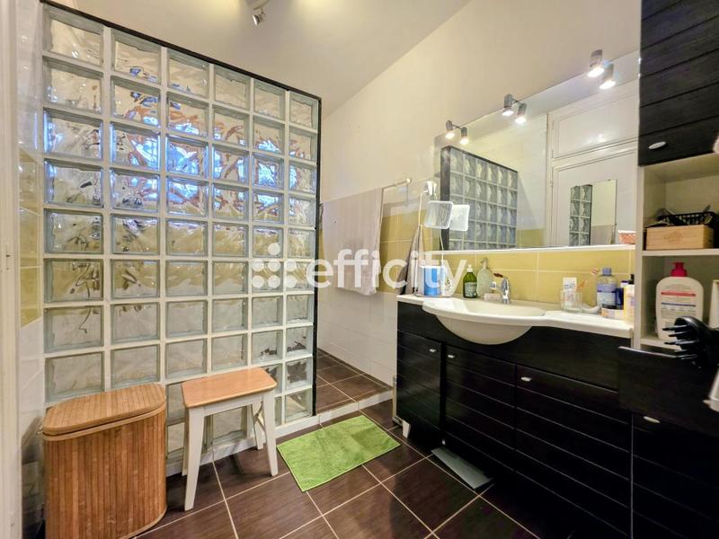 Maison - 131 m² - 6 pièces